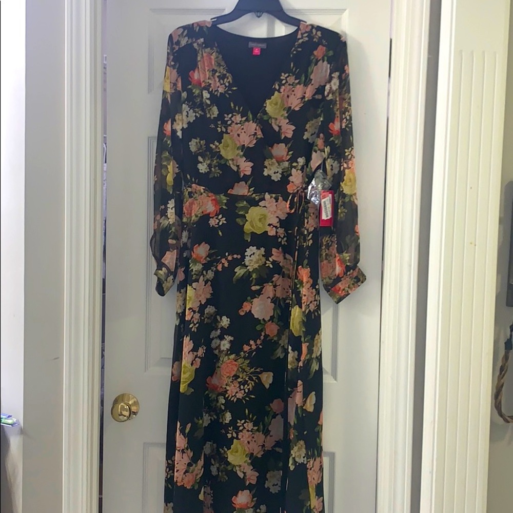 Women’s Vince Camuto dress size medium
